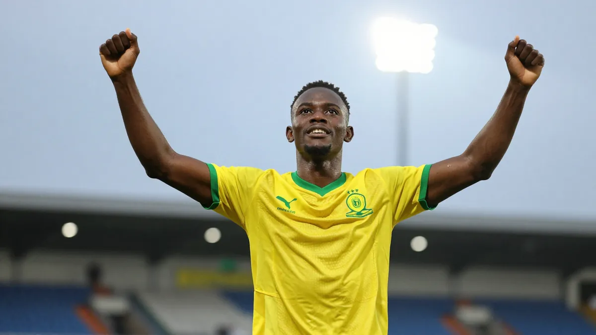 Kaizer Chiefs coach Fernando da Cruz praises Mamelodi Sundowns FC as Africa's best ahead of their Betway Premiership...