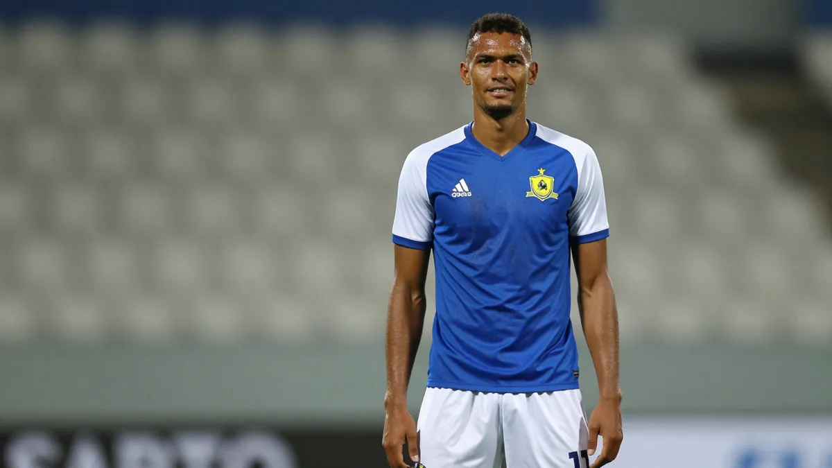 Mamelodi Sundowns FC's Monnapule Saleng faces backlash from fans, but William Mokoena defends the player saying they are...