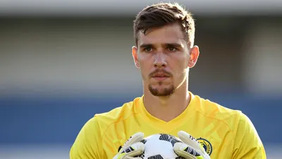 Mamelodi Sundowns FC beat Golden Arrows 2-1, maintain their PSL title push, and have sent goalkeeper Jody February on a...