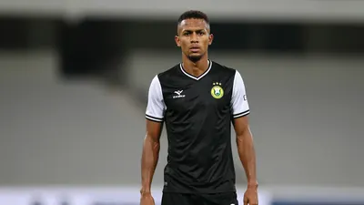 Mamelodi Sundowns FC coach Miguel Cardoso drops Aubrey Modiba for Fawaaz Basadien against Marumo Gallants in a surprise move