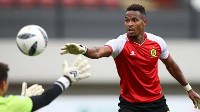 Mamelodi Sundowns FC drew 1-1 with Kaizer Chiefs in the Betway Premiership, with Cassius Mailula scoring the equalizer in...