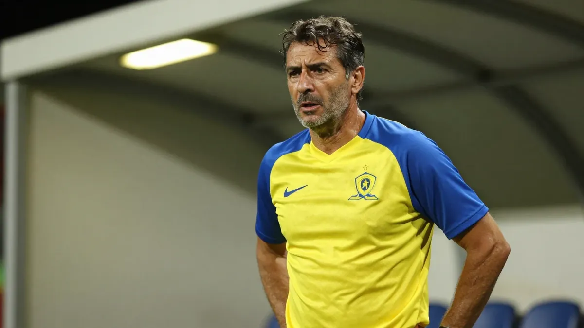 Monnapule Saleng, a winger for Mamelodi Sundowns, has been sidelined after repeated rule breaches, according to head...